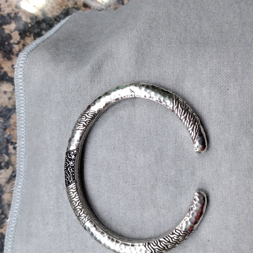 John Hardy Textured Sterling Silver Cuff Bracelet With Swarovski Crystals 925 - Picture 6 of 6